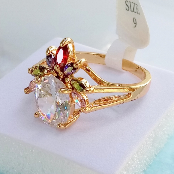 18k Gold 👑 Silver Princess Ring - Picture 3 of 6